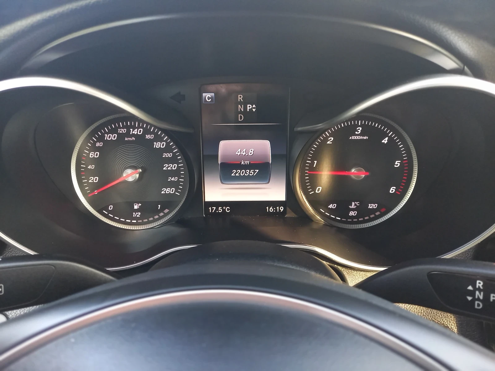 Mercedes-Benz C 220 2.2d KAMERA 360* AMG | Mobile.bg — изображение 8