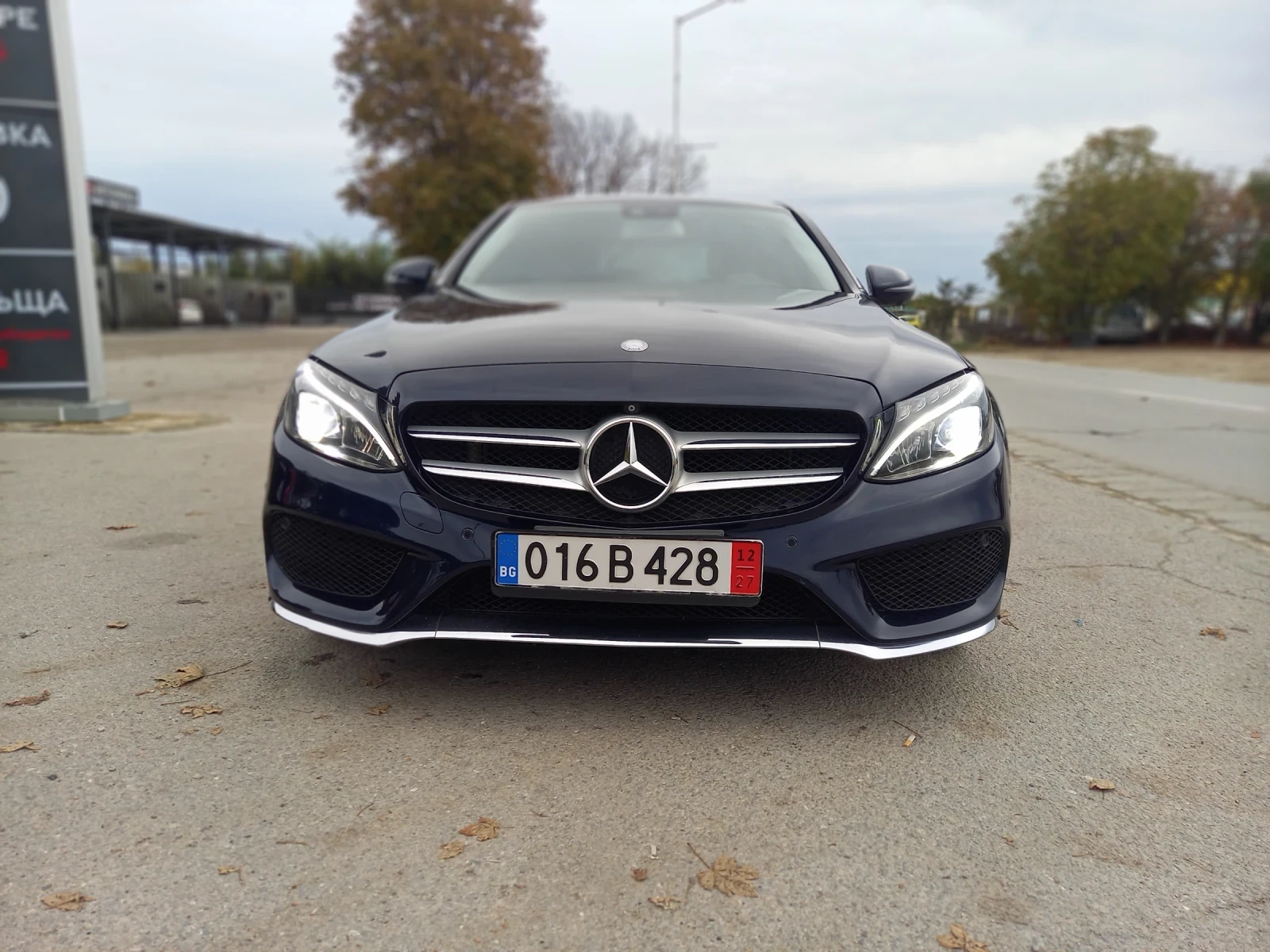 Mercedes-Benz C 220 2.2d KAMERA 360* AMG | Mobile.bg — изображение 2