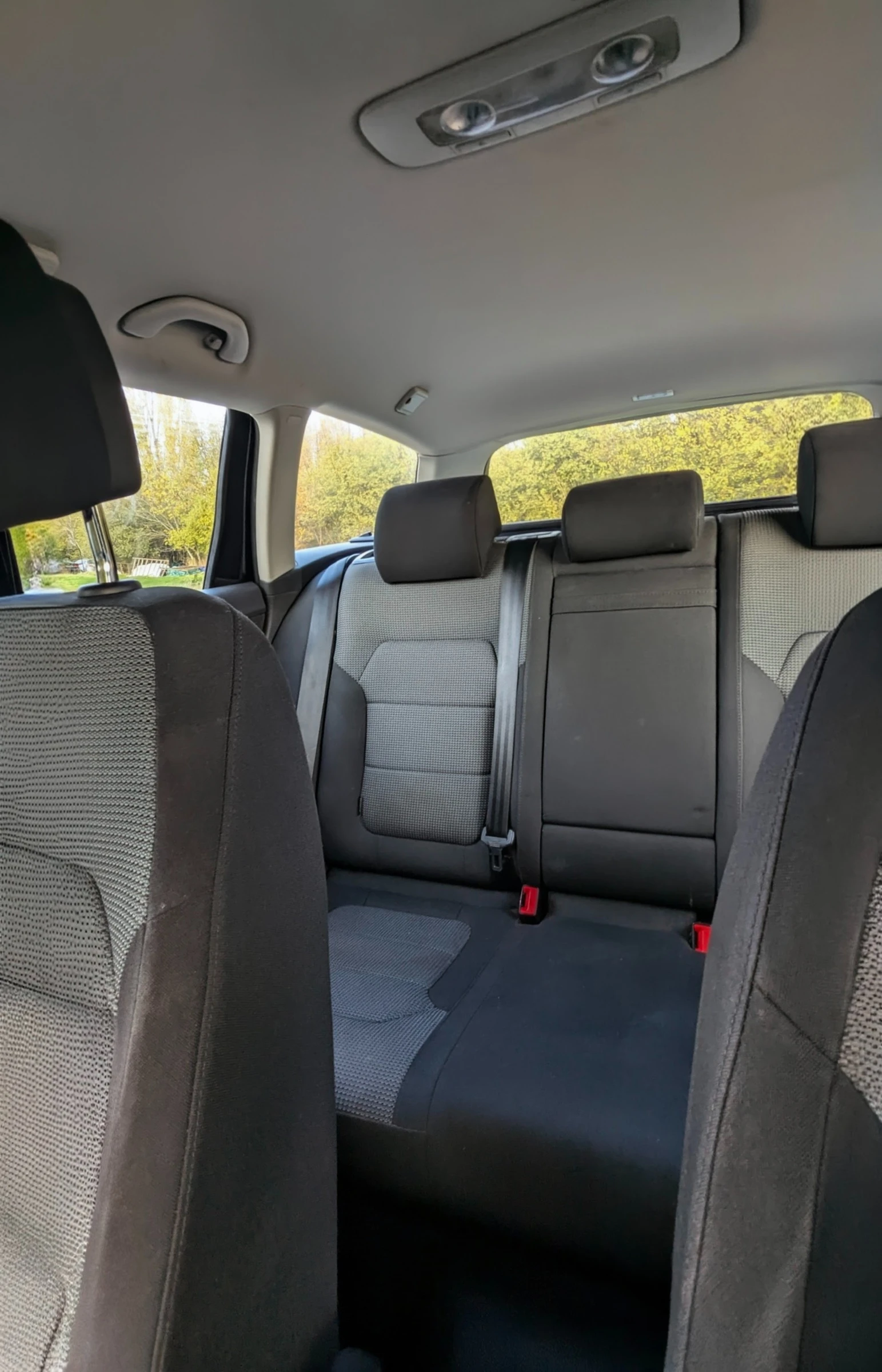 VW Passat | Mobile.bg   14