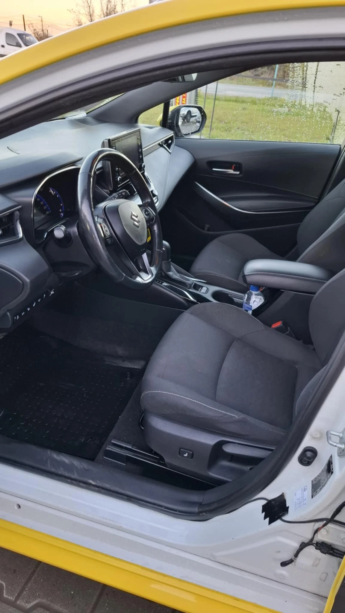 Suzuki Swace 1.8 HYBRID - изображение 8