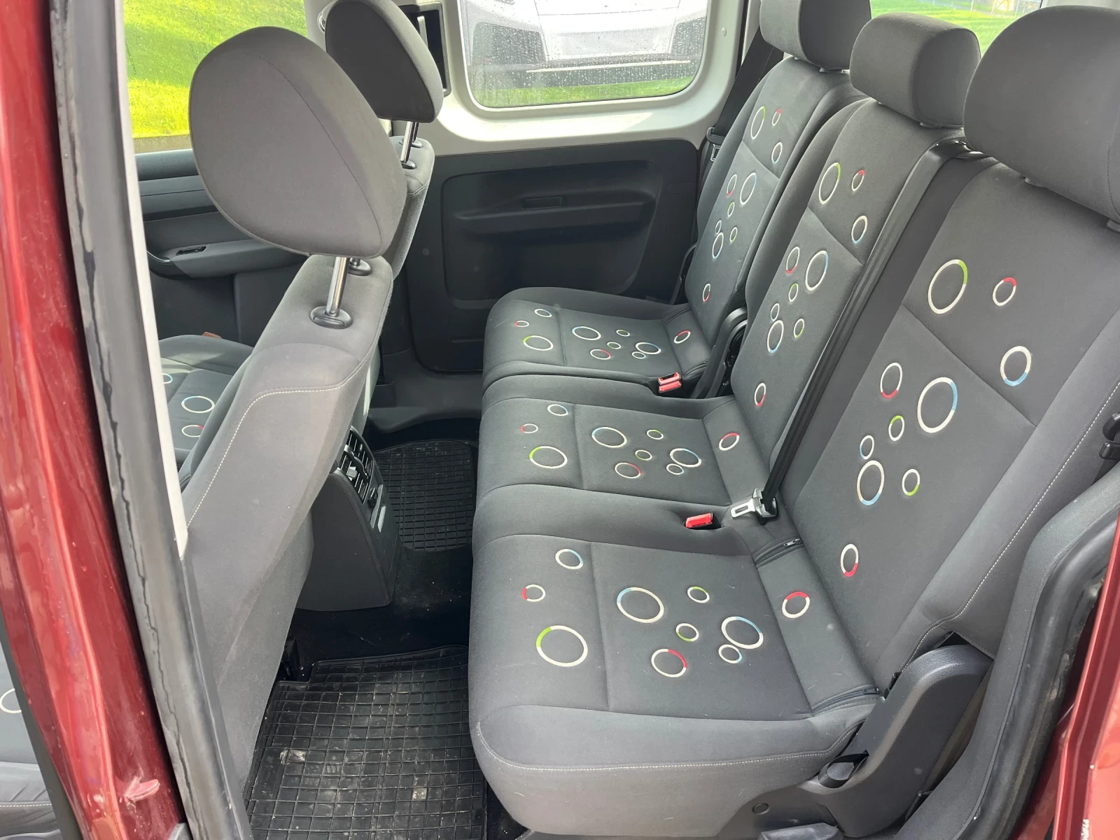 VW Caddy 1.6 ТДИ 105к.с - изображение 8