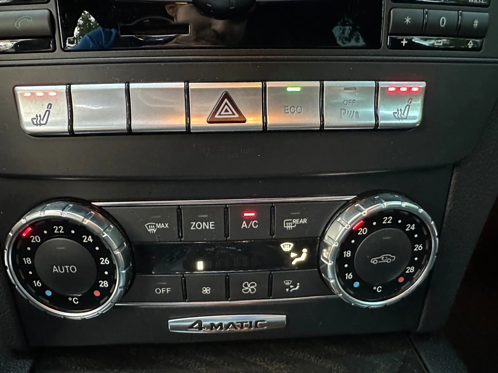 Mercedes-Benz C 250 CDI 4Matic AMG Line, снимка 12 - Автомобили и джипове - 53835975