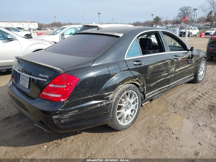 Mercedes-Benz S 550 4.6l 4Matic, снимка 4 - Автомобили и джипове - 54094592