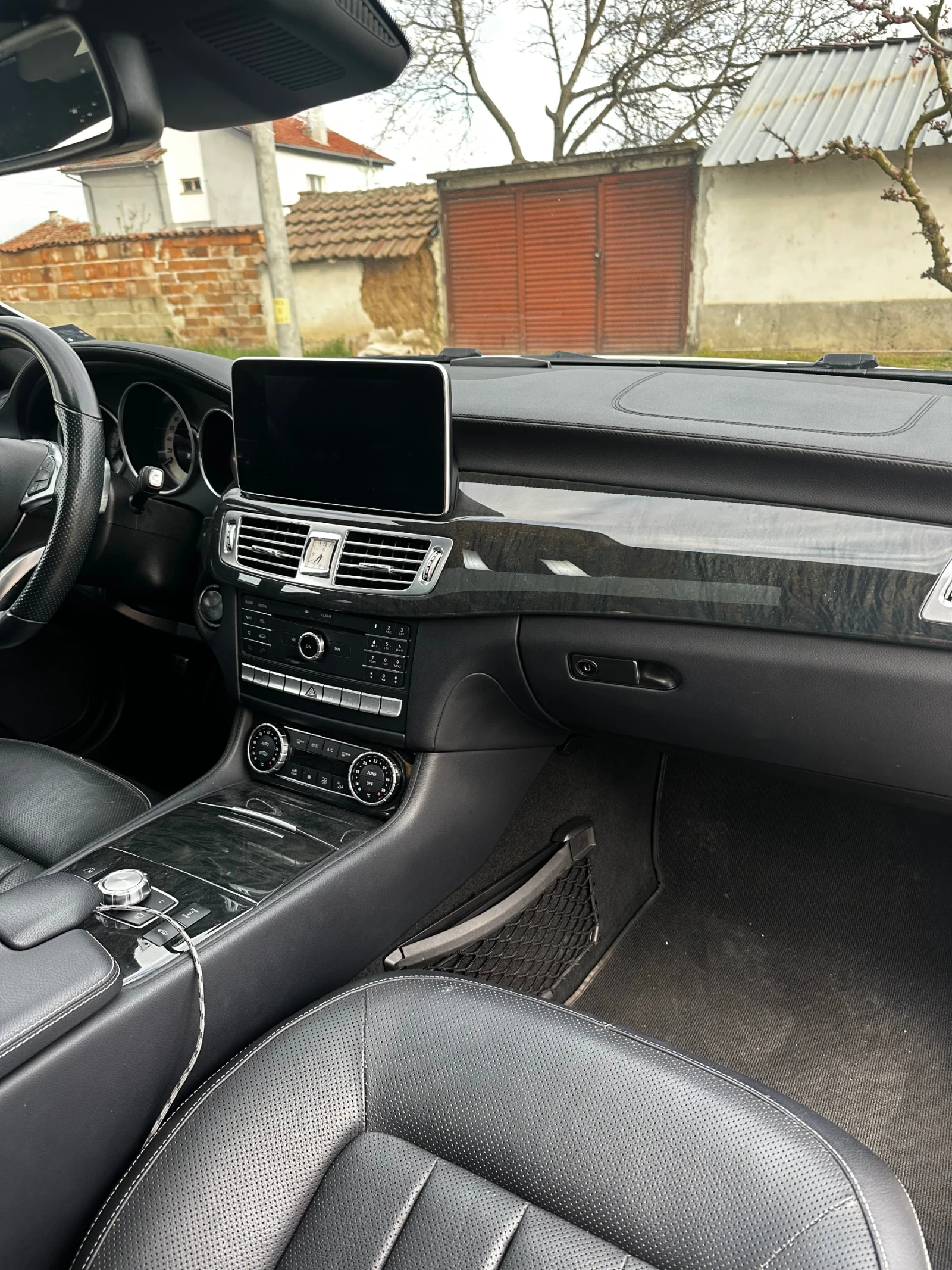 Mercedes-Benz CLS 400, снимка 13 - Автомобили и джипове - 54167867