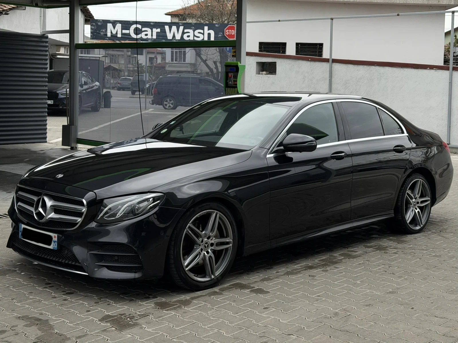 Mercedes-Benz E 220 AMG Line, WIDESCREEN, снимка 5 - Автомобили и джипове - 54221425