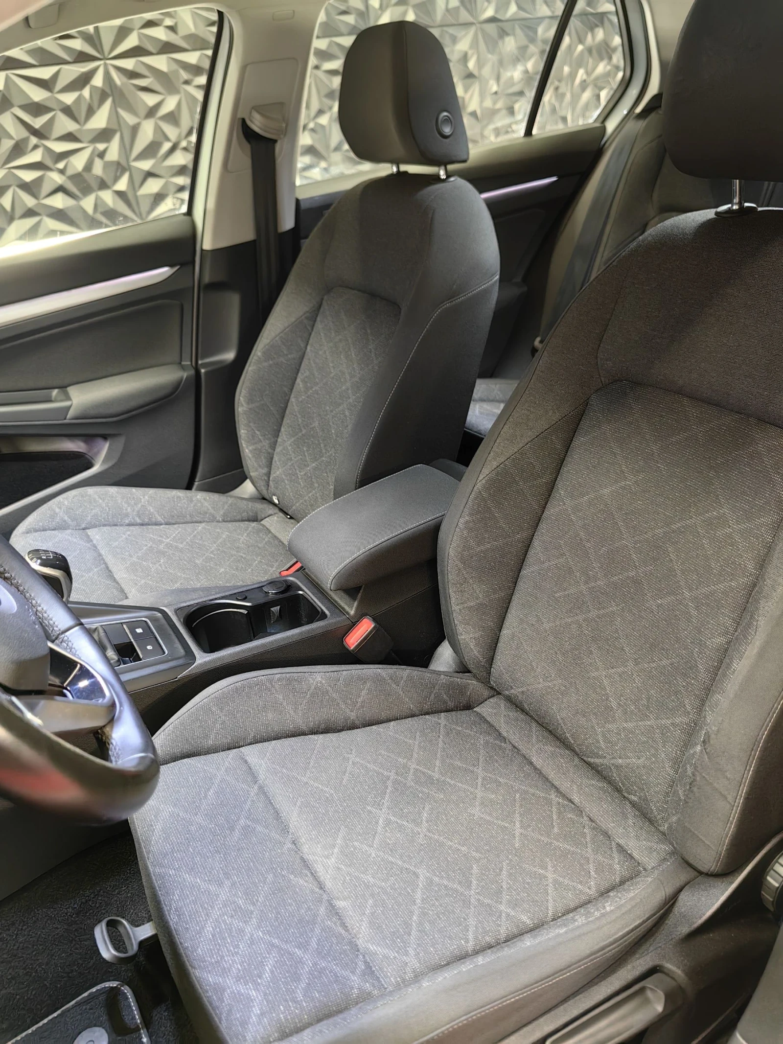 VW Golf 8* 2.0TDI* 116�.�* DIGITAL* AUX* TOP* 171000KM | Mobile.bg � ����������� 10