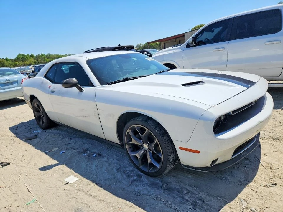 Dodge Challenger, снимка 4 - Автомобили и джипове - 54657457