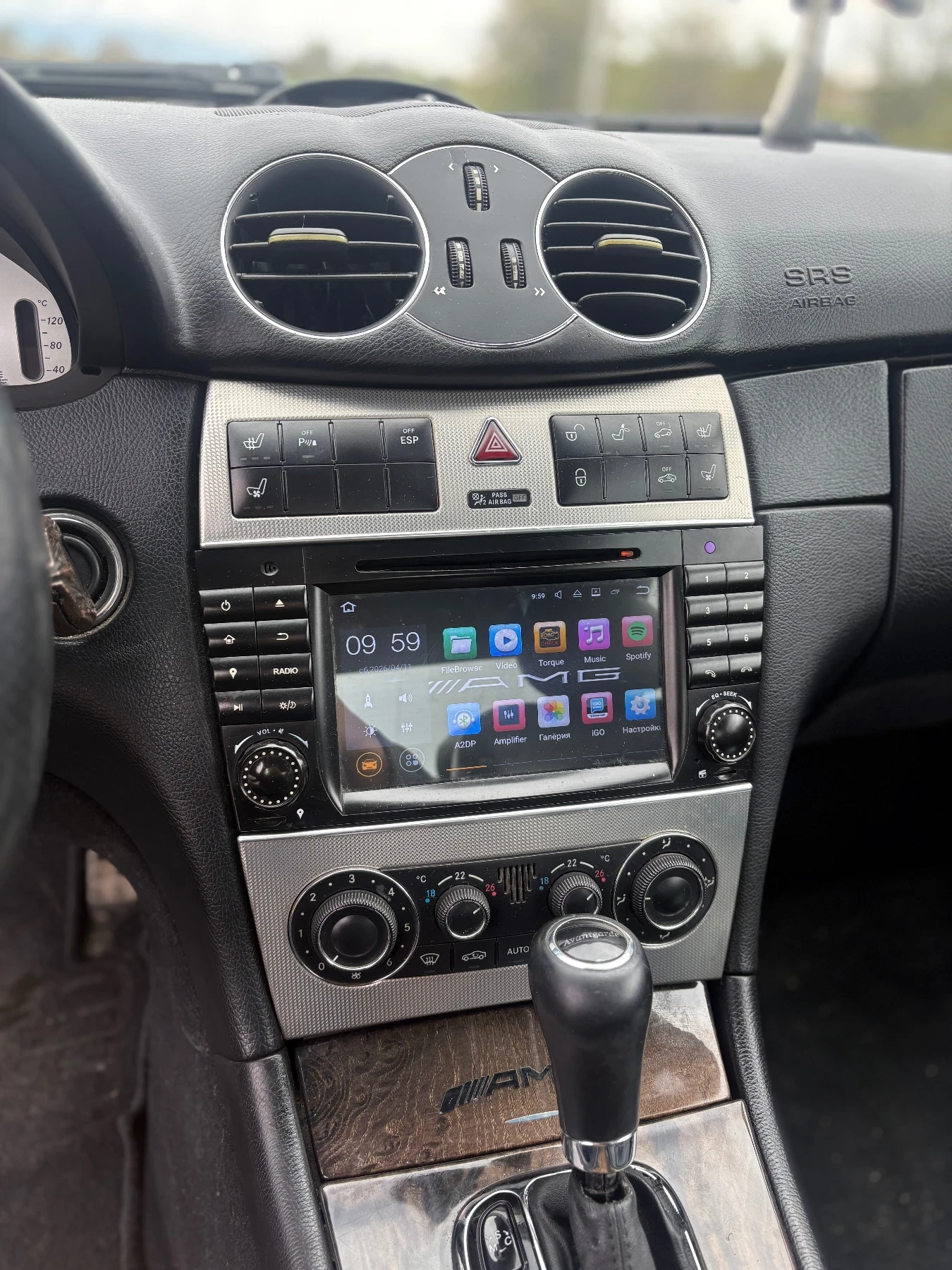 Mercedes-Benz CLK, снимка 3 - Автомобили и джипове - 54844784
