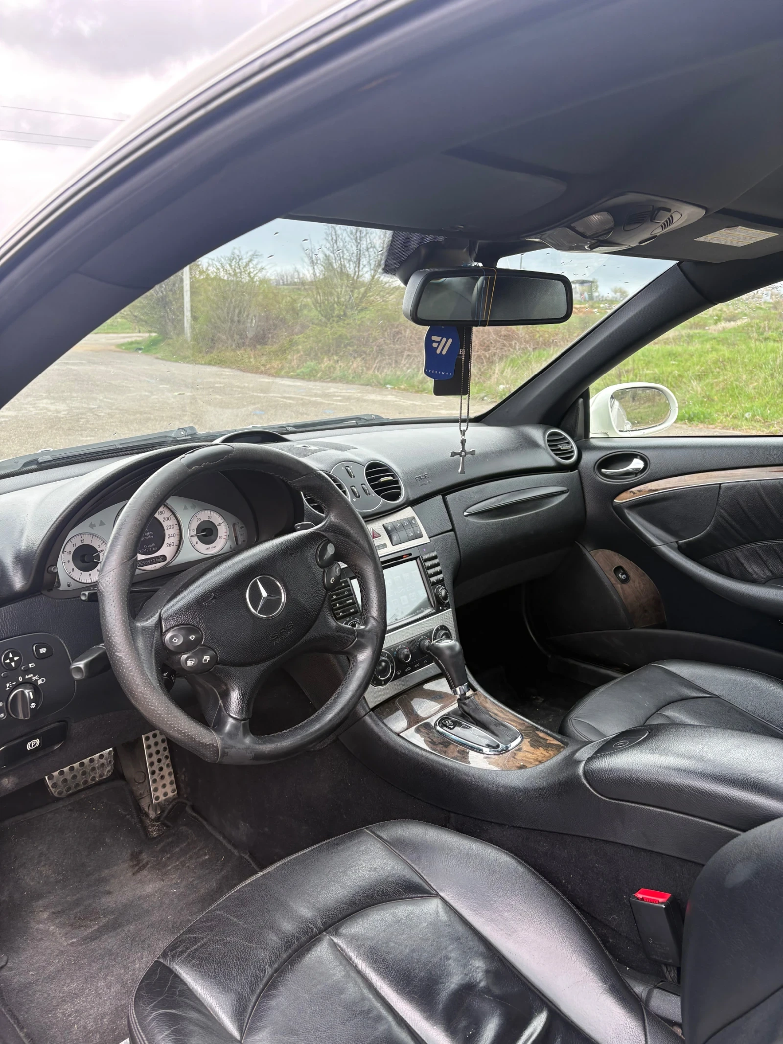 Mercedes-Benz CLK, снимка 2 - Автомобили и джипове - 54844784