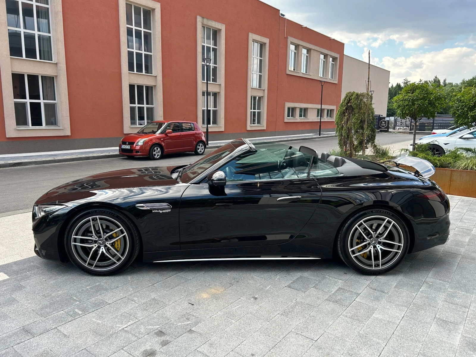 Mercedes-Benz SL 63 AMG Mercedes-AMG SL 63 4MATIC+ | 585 к.с. | 01/2023 | , снимка 2 - Автомобили и джипове - 54989888
