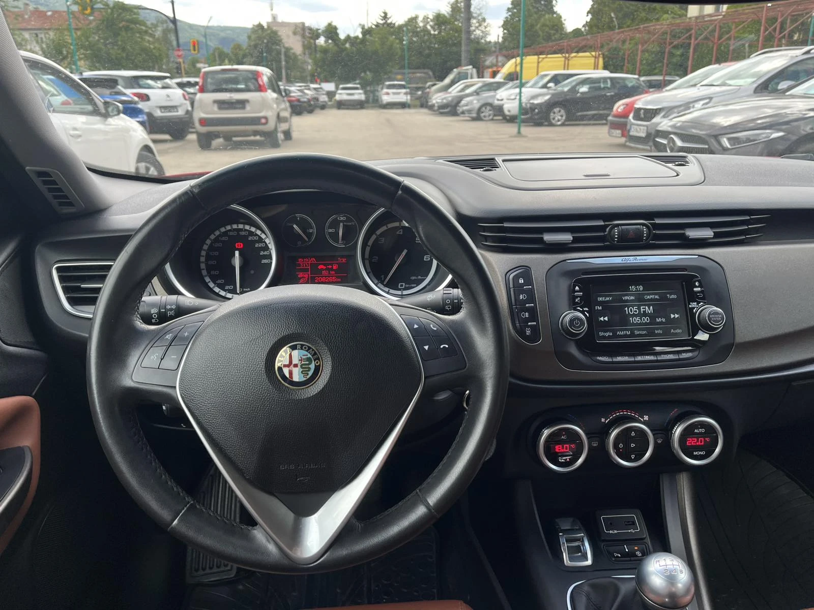 Alfa Romeo Giulietta 2.0 DISEL, снимка 9 - Автомобили и джипове - 54945539