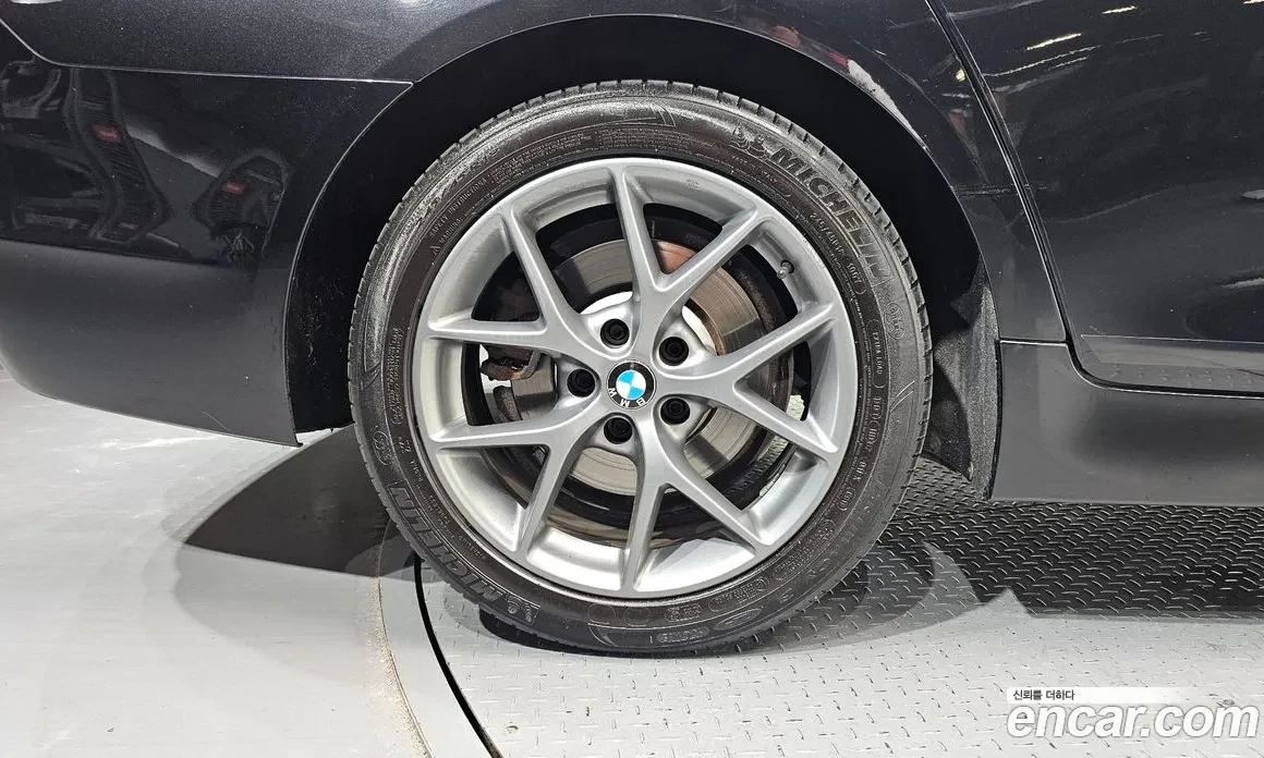 BMW 528 #УНИКАТ#HEAD UP/PANO/360CAM !FULL, снимка 5 - Автомобили и джипове - 55037456