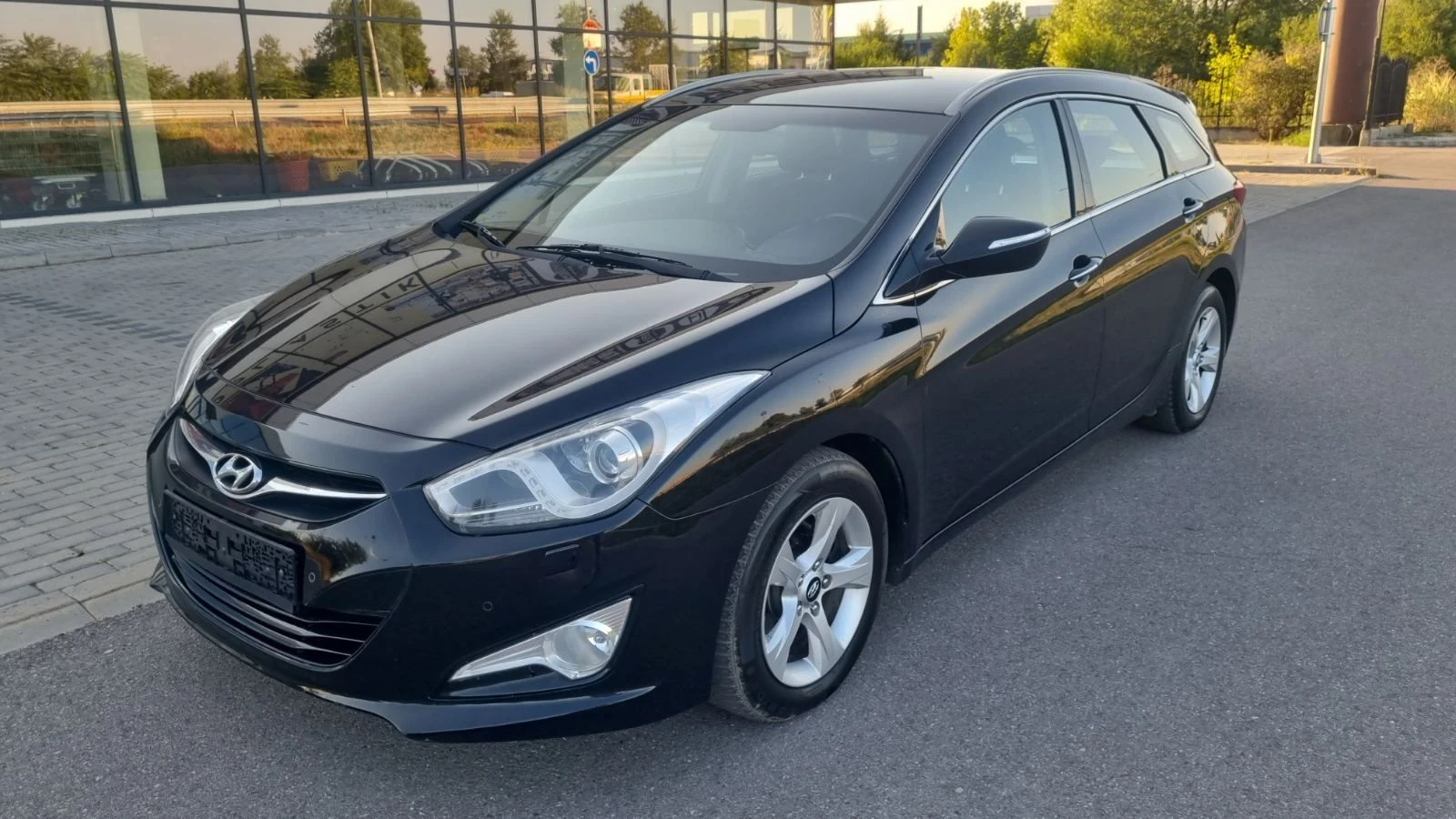 Hyundai I40 1.7CRDI Keyless.Топ състояние