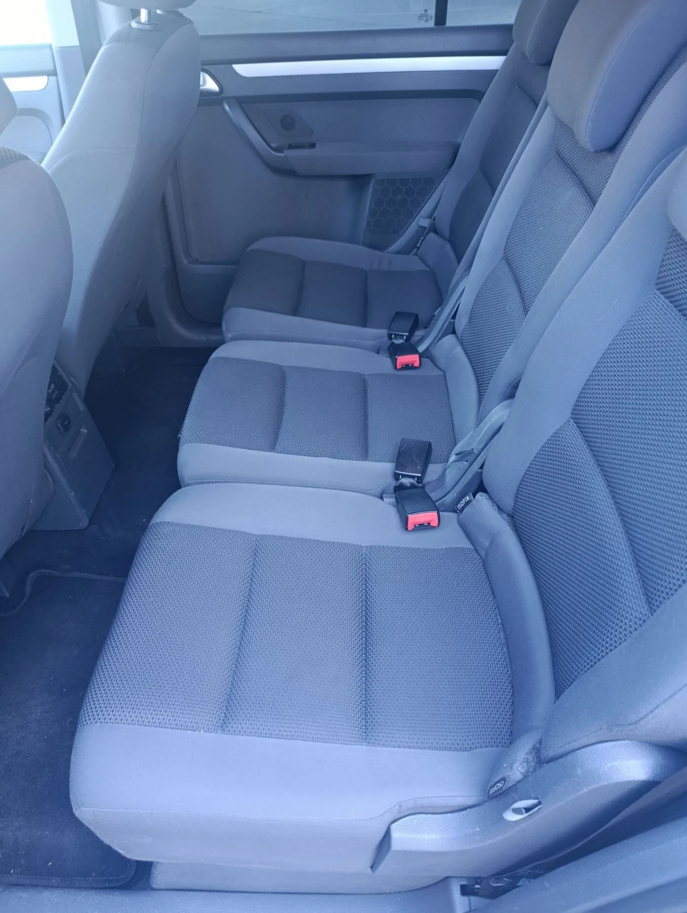 VW Touran 1.6 TDI DSG 6+ 1, снимка 7 - Автомобили и джипове - 56318786