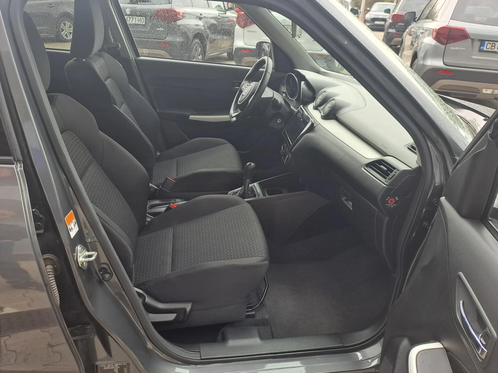 Suzuki Swift 1.2 GL+ , снимка 13 - Автомобили и джипове - 56740444