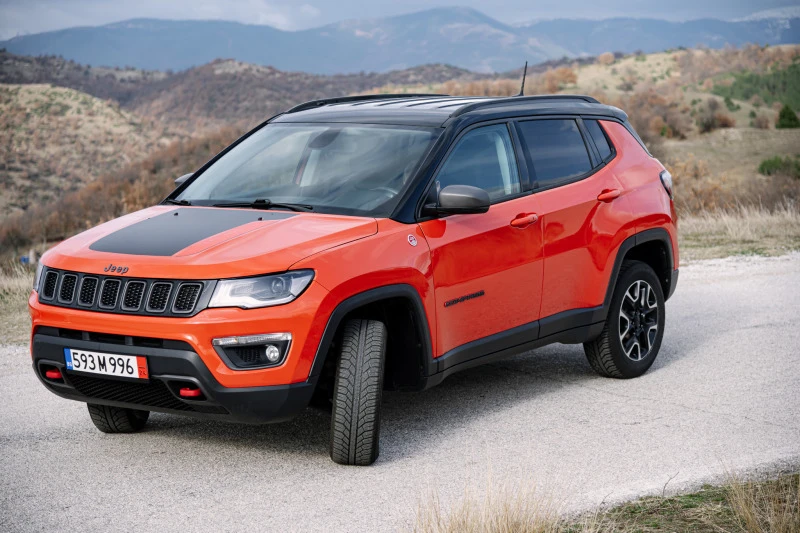 Jeep Compass TRAILHAWK, снимка 2 - Автомобили и джипове - 44518050