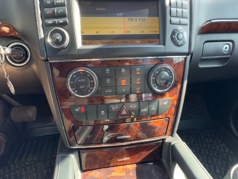 Mercedes-Benz GL 450 V8, 4MATIC, снимка 10 - Автомобили и джипове - 52222513