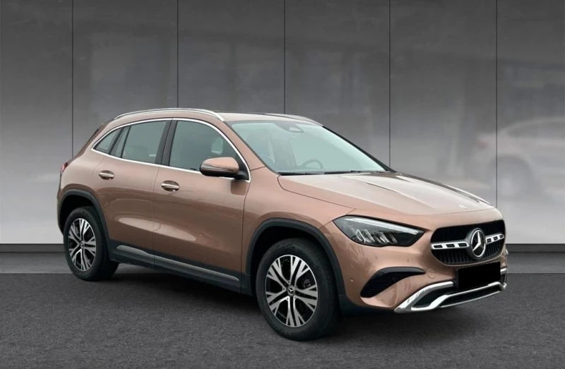 Mercedes-Benz GLA 200 KEYLESS* CARPLAY* CARMERA* , снимка 2 - Автомобили и джипове - 51093280