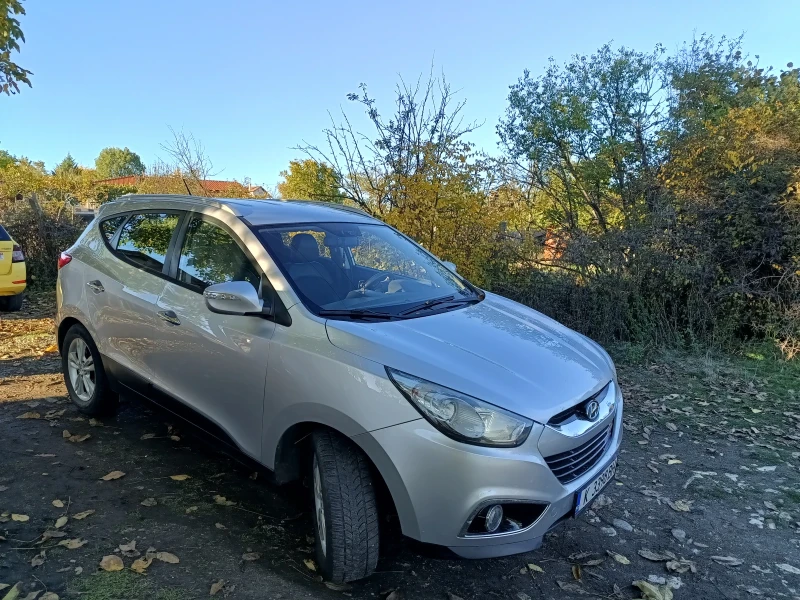 Hyundai IX35, снимка 15 - Автомобили и джипове - 52839872