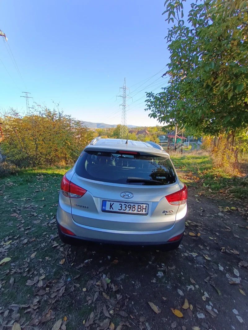 Hyundai IX35, снимка 7 - Автомобили и джипове - 52839872