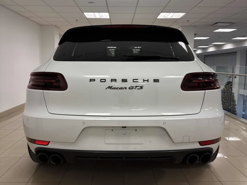 Porsche Macan CARFAX* АВТОФИНАНСИРАНЕ* БЕЗ ПЪРВОНАЧАЛНА ВНОСКА* , снимка 4 - Автомобили и джипове - 52832465