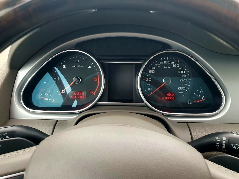 Audi Q7, снимка 17 - Автомобили и джипове - 53177269