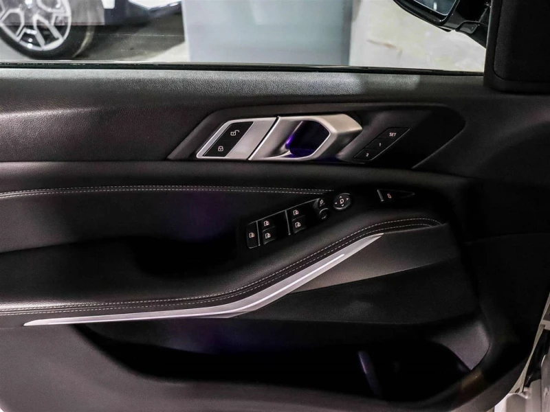 BMW X5 xDrive40i M Sport CARFAX, снимка 4 - Автомобили и джипове - 53259560