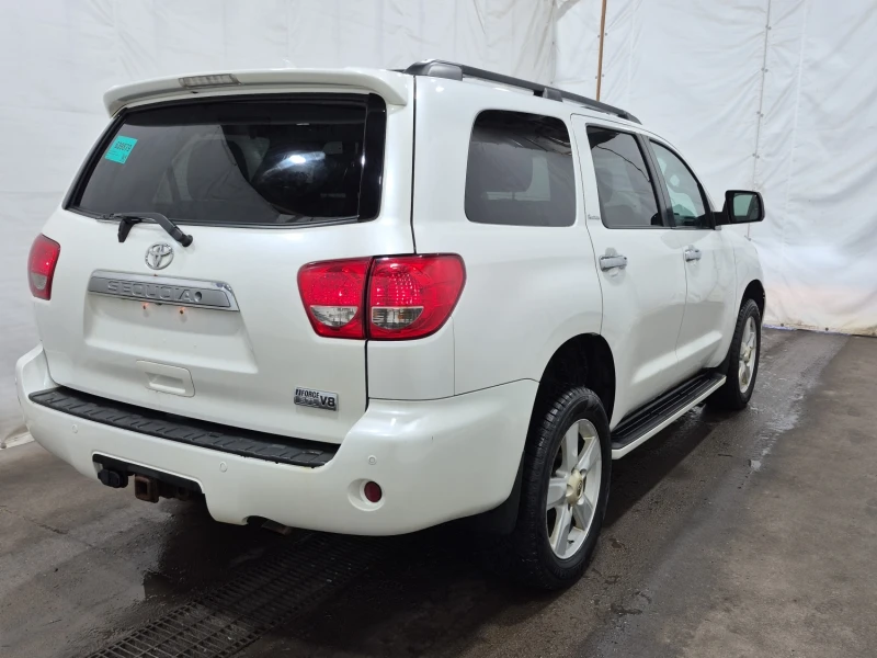 Toyota Sequoia 5.7 PLATINUM, снимка 4 - Автомобили и джипове - 53296202