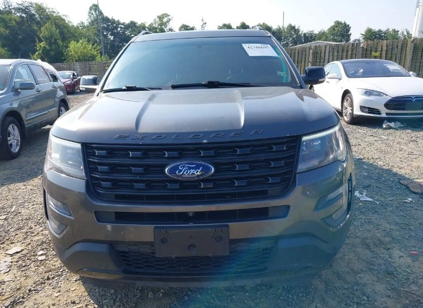 Ford Explorer * SPORT* 4x4*  - изображение 3