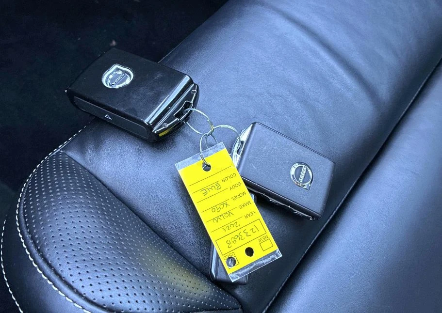 Volvo Xc90 2.0L T6 R-DESIGN - изображение 9