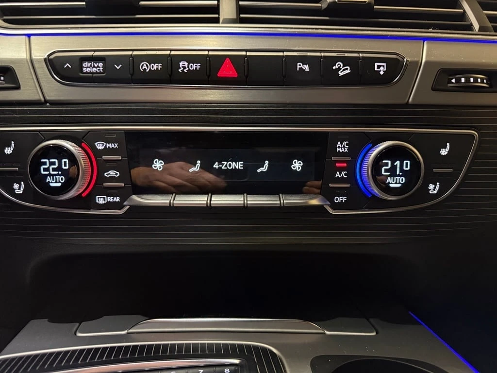 Audi Q7 * quattro 4dr 3.0T Technik * CARFAX * ��� �������� | Mobile.bg � ����������� 6