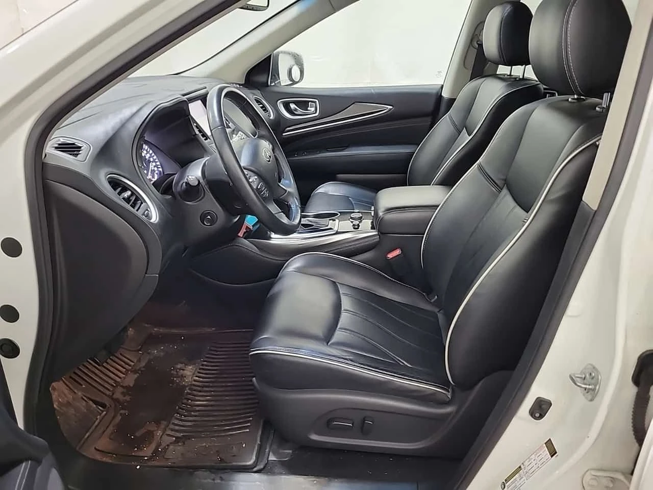 Infiniti QX60  AWD 4DR | PANORAMA| CARFAX , снимка 5 - Автомобили и джипове - 53841779