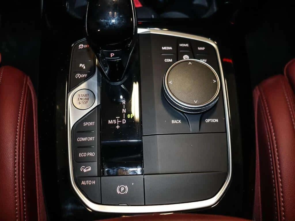 BMW X3 * xDrive30i Sports Activity Vehicle * CARFAX * ЦЕН, снимка 16 - Автомобили и джипове - 53864731