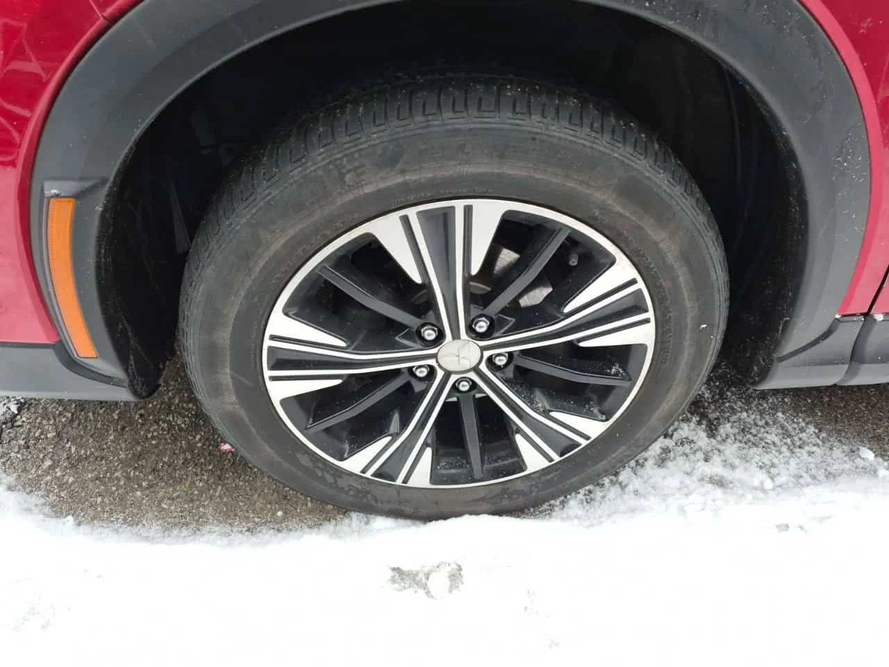 Mitsubishi Eclipse Cross * ES * CARFAX * БЕЗ ПЪРВОНАЧАЛНА ВНОСКА, снимка 6 - Автомобили и джипове - 53959726