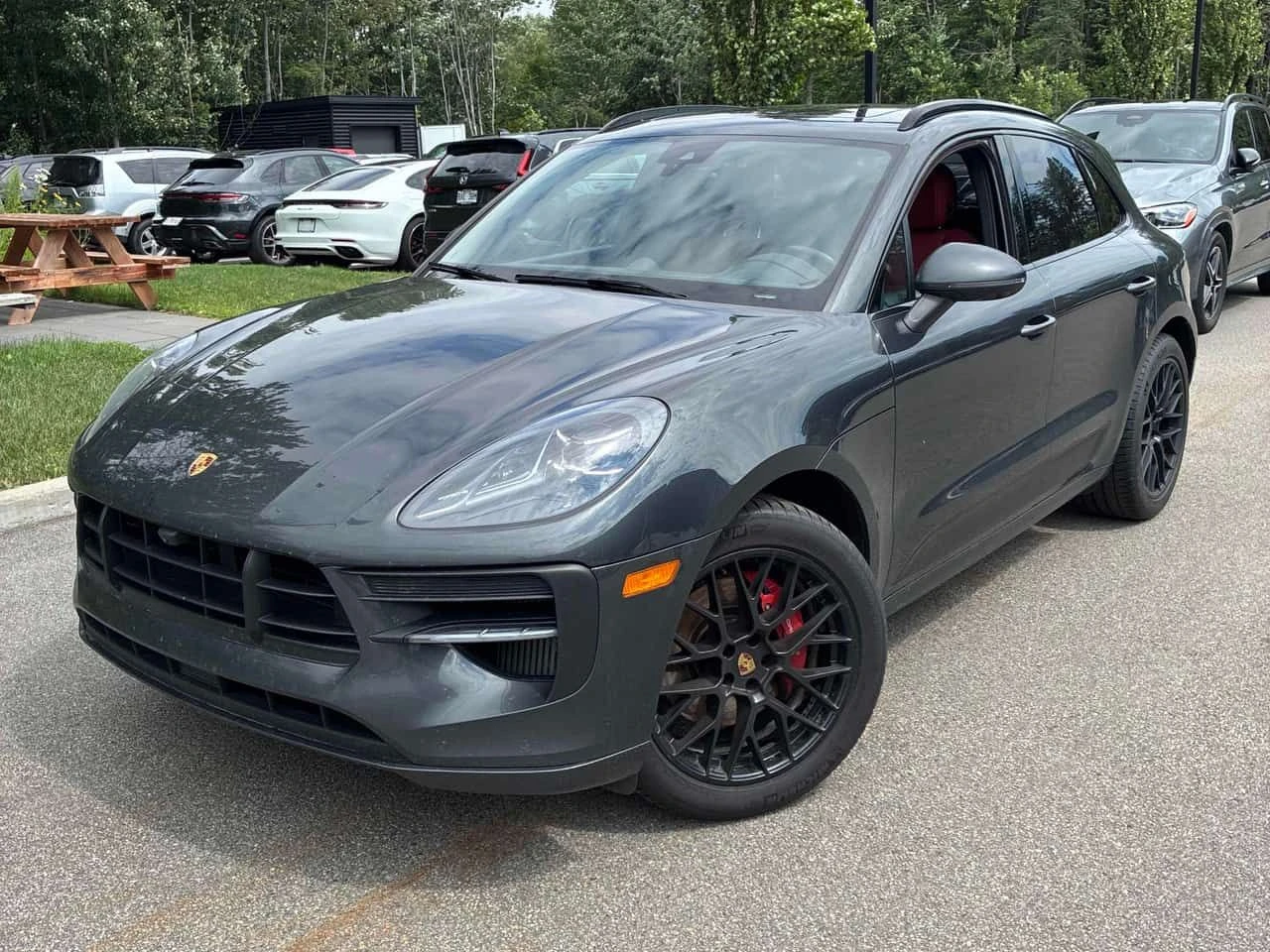 Porsche Macan * GTS * ГЛАВНО ПРЕДСТАВИТЕЛСТВО НА PORSCHE* 