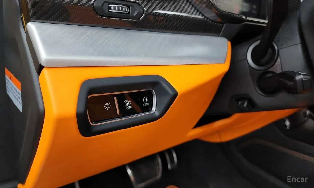 Lamborghini Urus * 4.0 V8 * ЦЕНА ДО БГ, снимка 16 - Автомобили и джипове - 55576975
