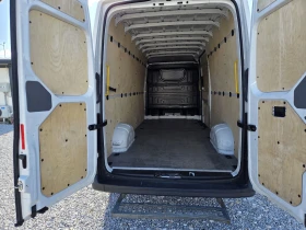 VW Crafter 2.0 TDI, DSG, Климатик, Нави, снимка 13