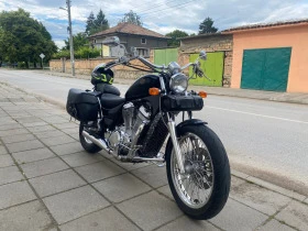  Suzuki Intruder