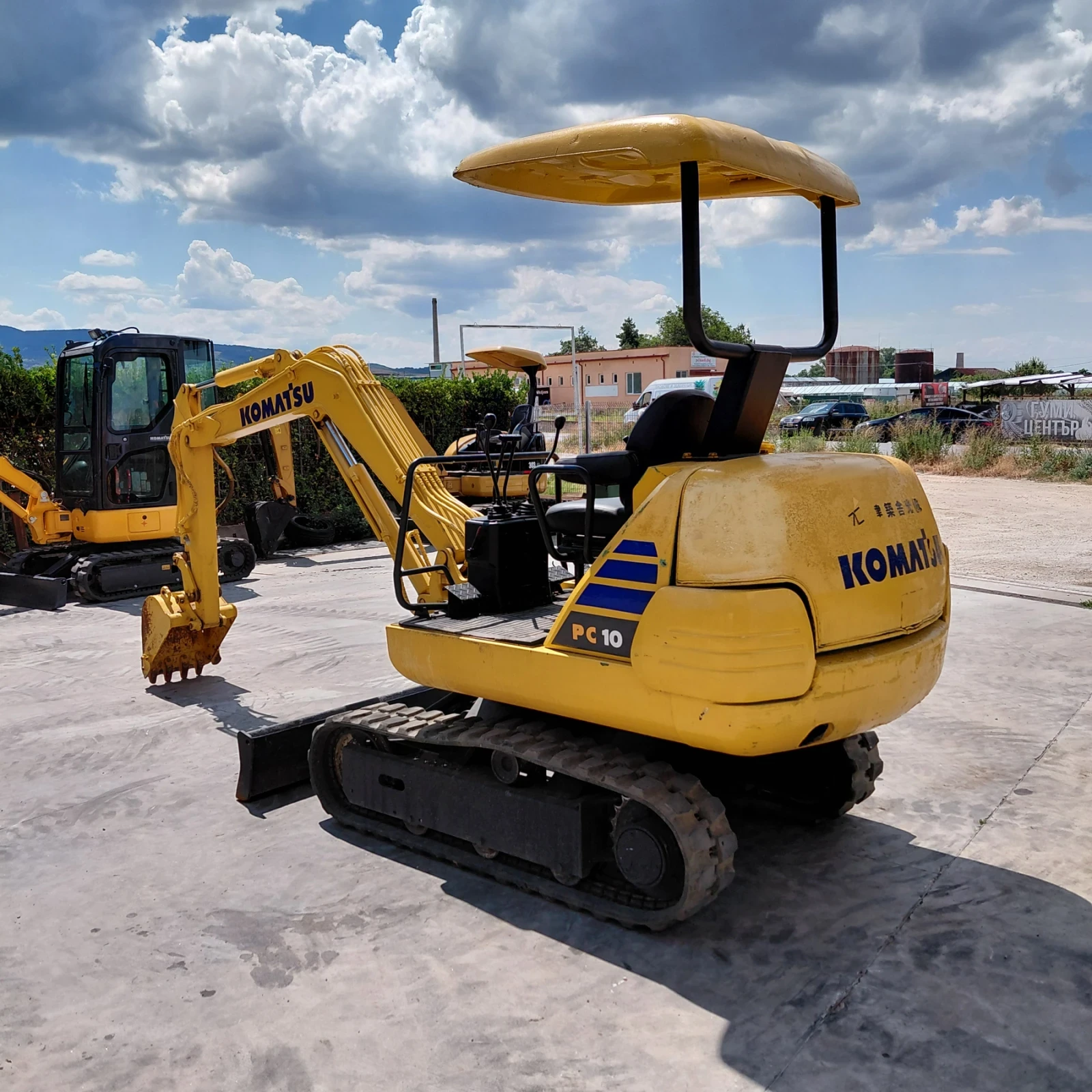 Багер Komatsu PC10-7 * 1800 МОТОЧАСА * ЛИНИЯ ЗА ЧУК *  , снимка 3 - Индустриална техника - 53885814