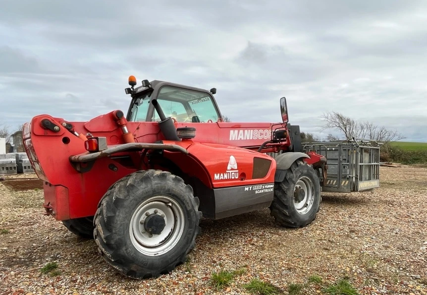 Телескопични товарачи Manitou MT1235S, снимка 7 - Индустриална техника - 55932796