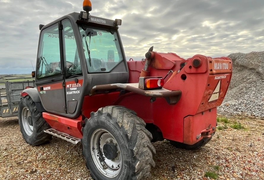 Телескопични товарачи Manitou MT1235S, снимка 6 - Индустриална техника - 55932796