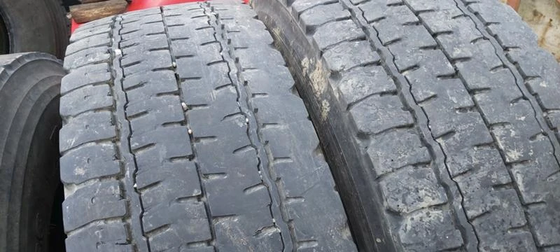 Гуми Летни 315/80R22.5, снимка 3 - Гуми и джанти - 32572998