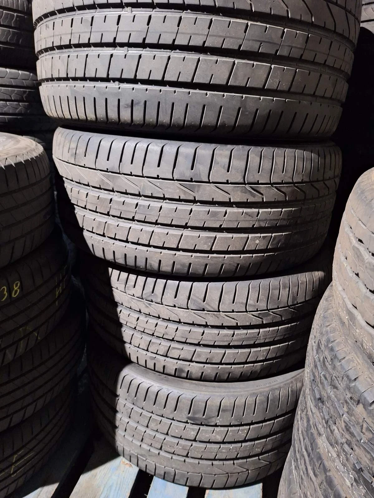 Гуми Летни 315/35R21