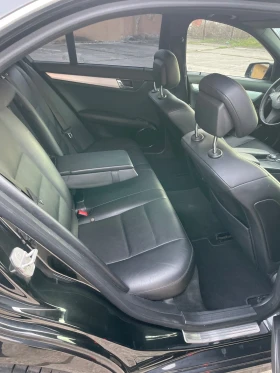 Mercedes-Benz C 220, снимка 11
