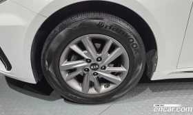 Kia K5 2.0 LPI Rental Car Luxury, снимка 5