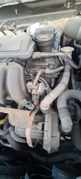 VW Passat 1.6, снимка 4