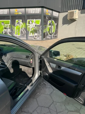 Mercedes-Benz C 220 * AMG* PANORAMA* СМЕНЕНИ ВЕРИГИ*  - 5999 € - 30507008 6