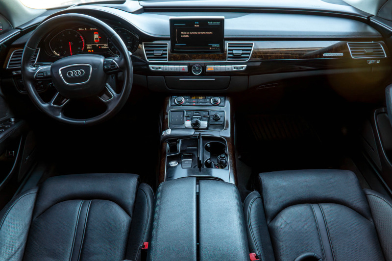 Audi A8 3.0 TFSI КАТО НОВА!!, снимка 8 - Автомобили и джипове - 46464485
