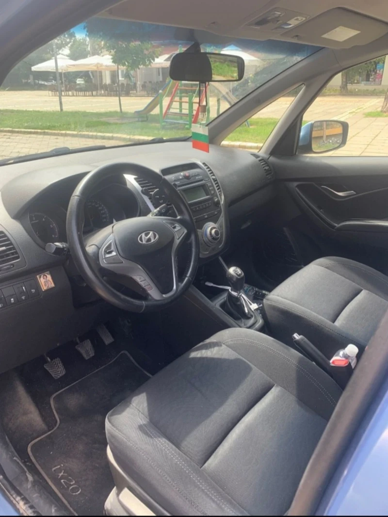 Hyundai Ix20, снимка 5 - Автомобили и джипове - 47135751