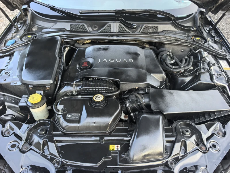 Jaguar Xf 3.0D, снимка 15 - Автомобили и джипове - 52392230
